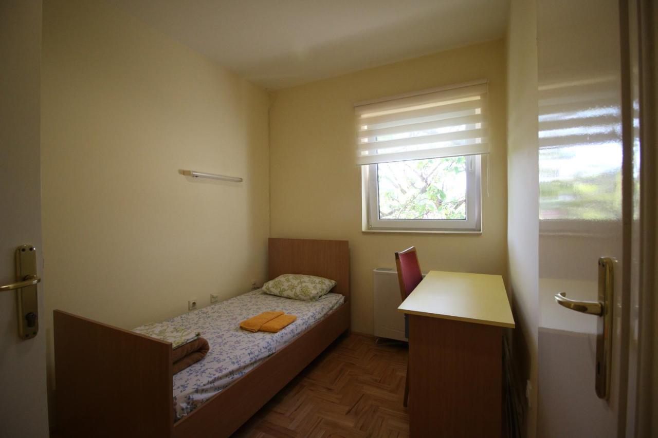 Hostel Teresianum Aleksinac Kültér fotó